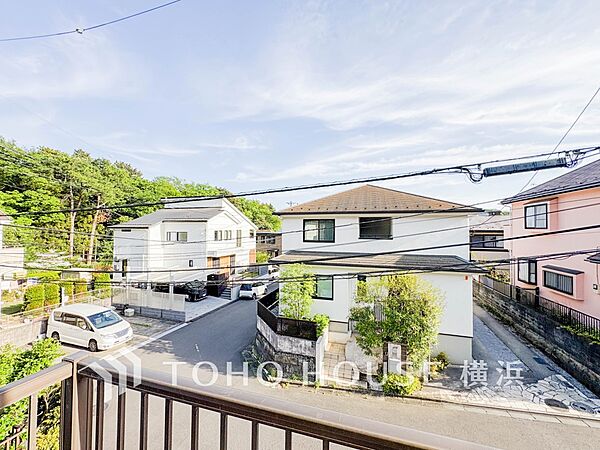 開放的で気持ちの良い眺望と青い空を満喫できます。