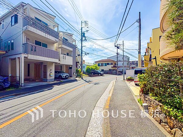 子育て環境、生活利便に優れた住環境に立地し、ゆとりある生活が送れます。