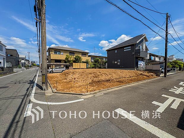 良質な環境に暮らす永住の邸がここに誕生します。（2026年4月撮影）