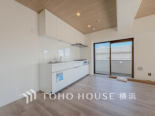 家族の健康を支えるキッチン。毎日使う場所だから気持よく使えて、居心地の良い空間に。