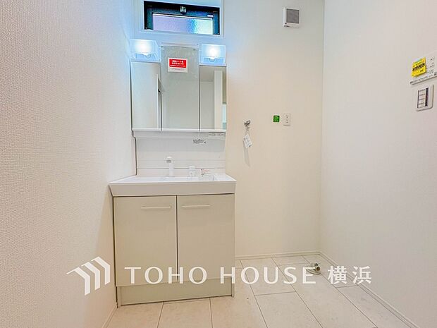 ご家族の1日が始まり、1日の終わりを締めくくる洗面空間。