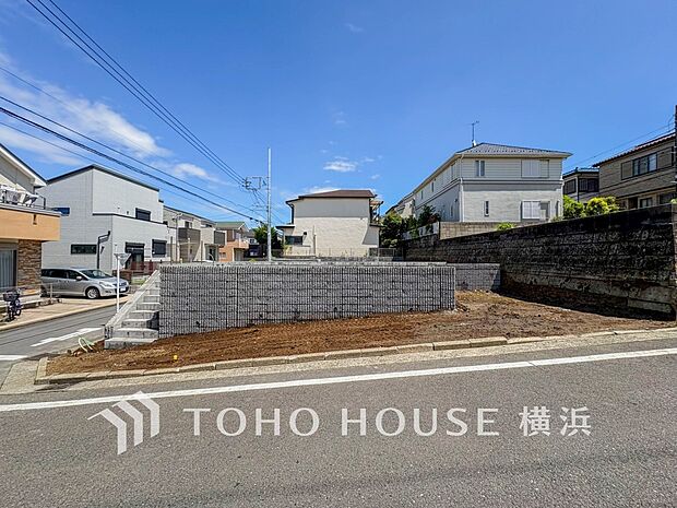 表現された空間は豊かな光と風を纏い、暮らしの時間を豊かにしてくれます。（2026年4月撮影）