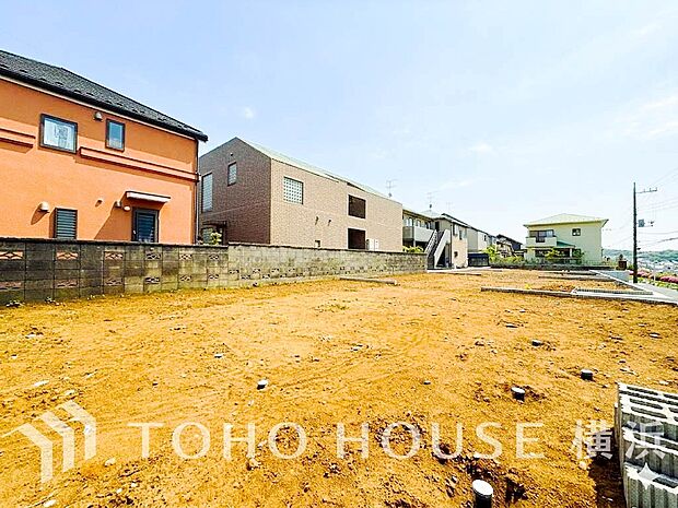 街と住まいが心地よい暮らしを演出します。(2026年4月撮影)