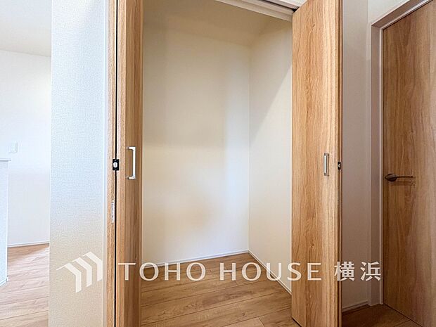 住まいの快適性を左右する収納は欲しい場所に使い勝手のよい収納を確保しています。