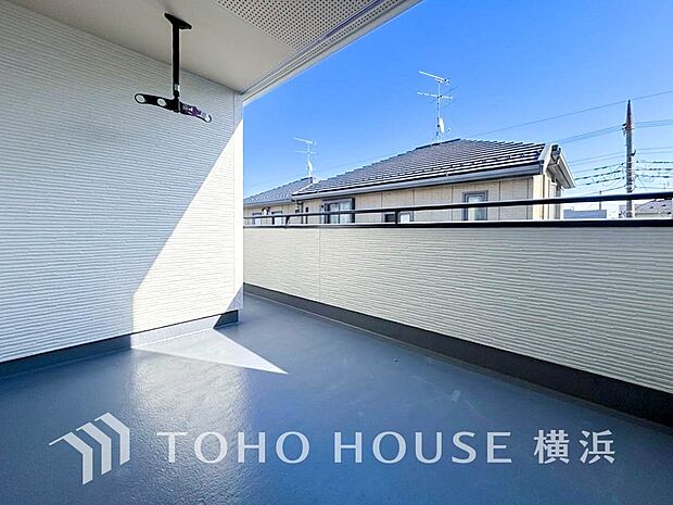 お部屋にも爽やかな風と暖かく柔らかな日差しが差し込み、毎日の暮らしを豊かに彩ります。