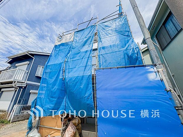 暖かな陽光と爽やかな風がハーモニーを奏でる上質な空間を愉しむ暮らし。(2026年5月撮影)