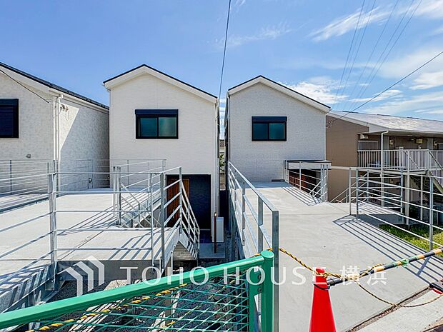 お住まいの顔となる玄関。住まう方のプライドを満たすクオリティを備えています。