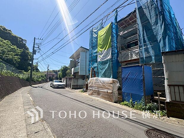 四季折々の変化を楽しめる心地よい場所となりそうなロケーションです。（2026年5月撮影）
