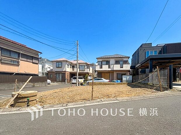 子育て環境、生活利便に優れた住環境に立地し、ゆとりある生活が送れます。(2026年5月撮影)