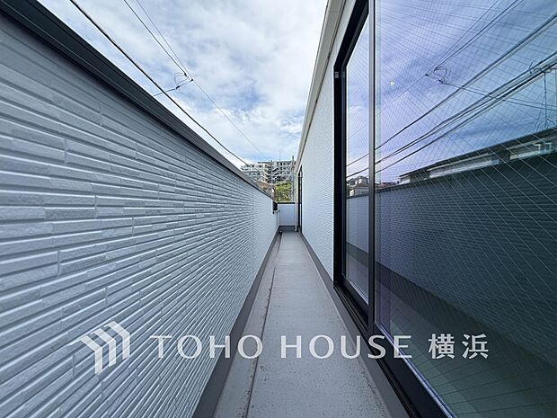 お部屋にも爽やかな風と暖かく柔らかな日差しが差し込み、毎日の暮らしを豊かに彩ります。