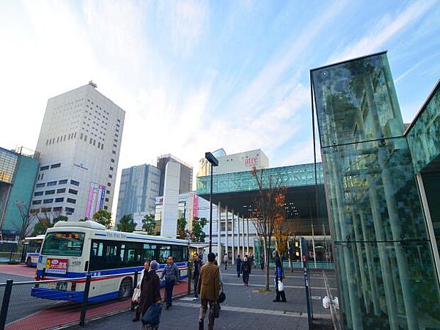 JR東海道本線・京浜東北線・南武線『川崎』駅 2500m 東海道線、京浜東北線、南武線がご利用できます。都内へも横浜へもアクセス良好です。