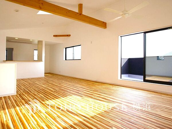 寛ぎとコミュニケーションを育む居心地のよい場所になりそうです。