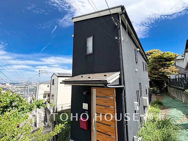 暖かな陽光と爽やかな風がハーモニーを奏でる上質な空間を愉しむ暮らし。