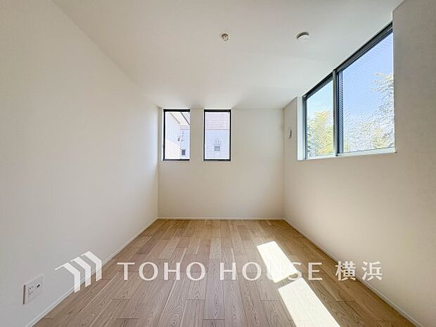 子供部屋や書斎にちょうどよい広さになっています。自分時間を快適に過ごすプライベートルーム。