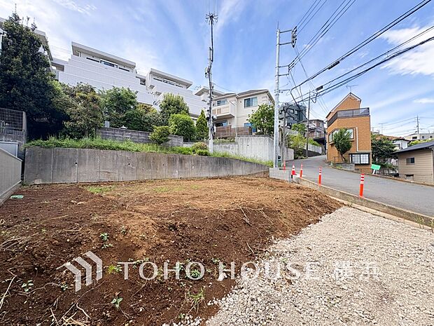 表現された空間は豊かな光と風を纏い、暮らしの時間を豊かにしてくれます。（2026年5月撮影）