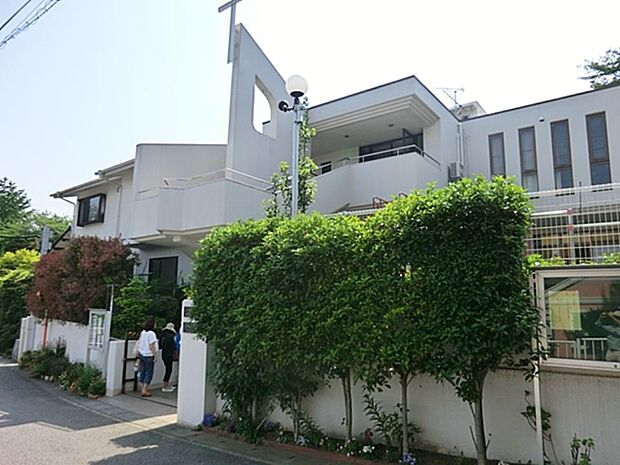 百合丘めぐみ幼稚園 1200m 『神と人とに愛されていることを知り、また愛する子どもになる』を保育目標としています。