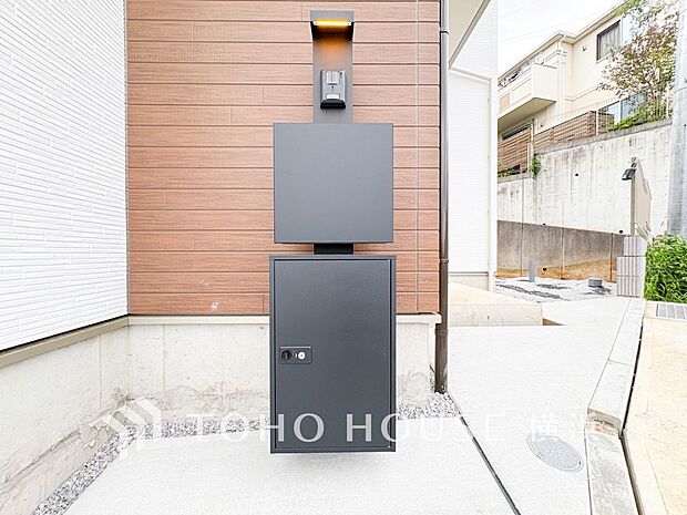 宅配ボックスがあると再配達依頼する必要がないので時間を有効に使えます。