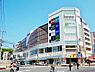 周辺：サクラス戸塚　1500m　戸塚駅から徒歩約5分のクリニックも入るショッピングモール。 