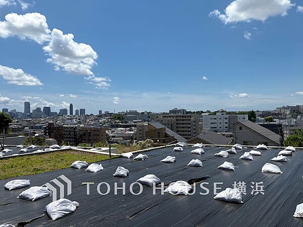 美しい街並みと穏やかな住環境でやすらぎの暮らしを叶えます。（2026年5月撮影）