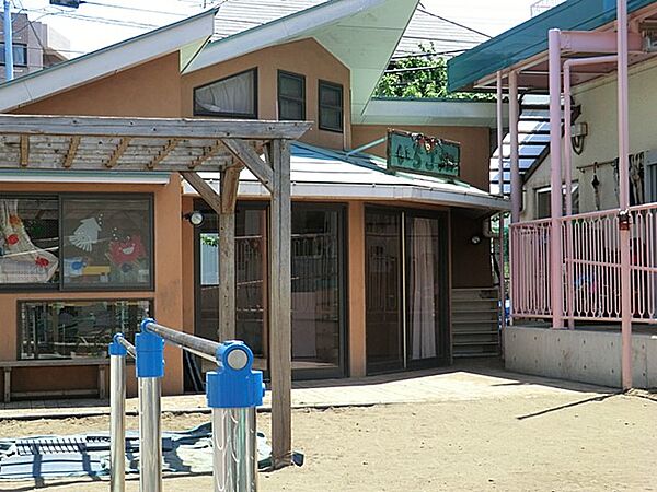 あおぞら第2保育園　m　小規模保育所の良さを生かし、0、1、2歳児の対象月齢に応じた、きめの細かい保育を行なっています。