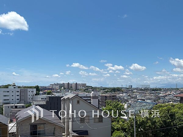 この街ならではの美しい風景を心ゆくまでお楽しみ下さい。