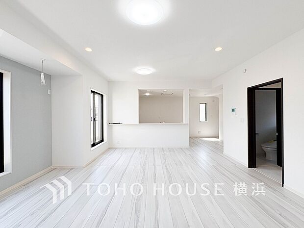 集いの場、憩いの場としての快適性を求めたやすらぎの空間です。