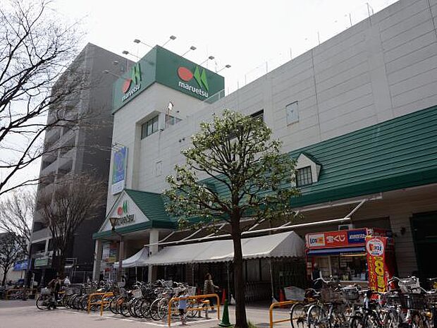 マルエツ瀬谷店 1300m 朝9時から深夜1時まで営業のスーパー。駅前なので、お帰りが遅くなったときも、買い物して帰れます。