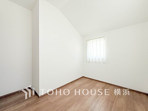 環境の良い場所にセンス良く暮らしたい、こだわりの室内には至福のシーンが繰り広げられます。