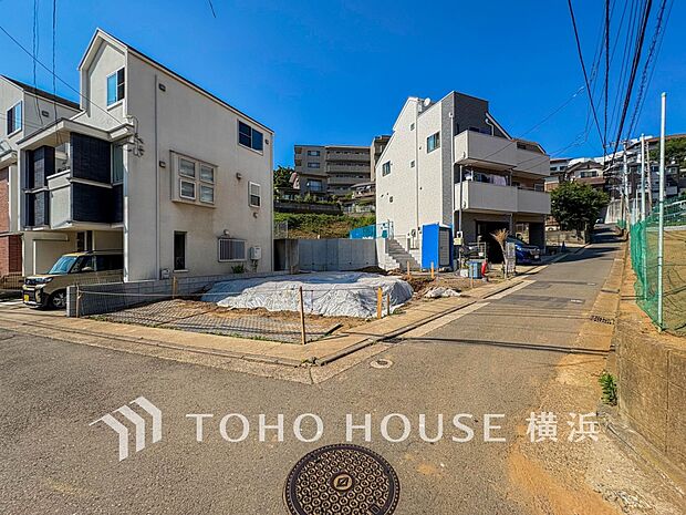 穏やかな住環境で子育てファミリーにもおすすめです。(2026年5月撮影)
