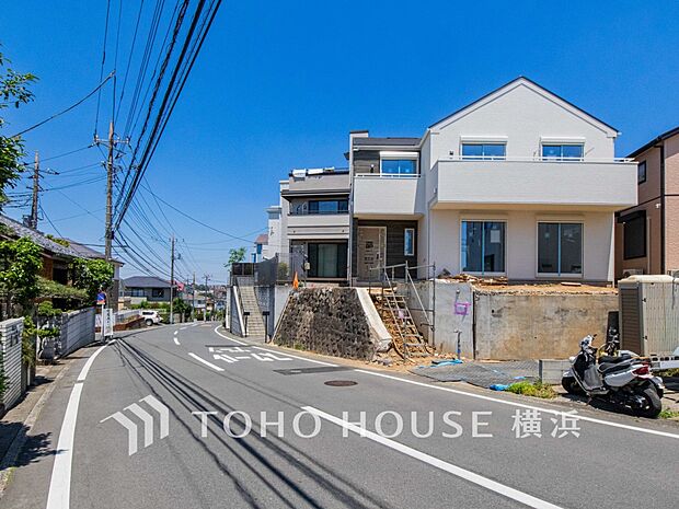 生活利便に優れた住環境に立地し、ゆとりある生活が送れます。