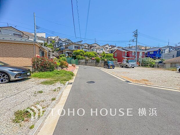 穏やかな住環境で子育てファミリーにもおすすめです。(2026年5月撮影)