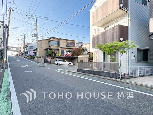 穏やかな住環境で子育てファミリーにもおすすめです。（2026年5月撮影）