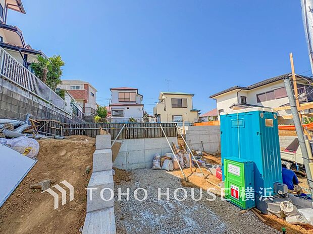 街並み全体のデザインへの拘りと充実した設備はきっとご満足いただける筈。(2026年5月撮影)