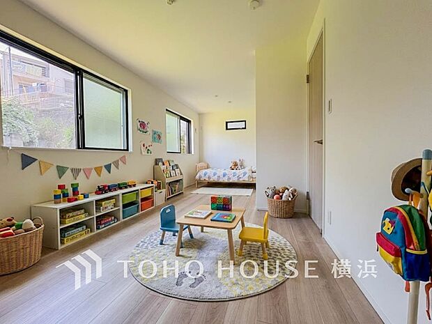 穏やかな寛ぎを届けるお部屋。※生成AIによるイメージです。家具・小物は販売価格に含まれません。