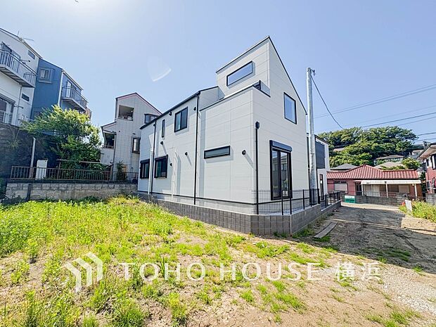 子育て環境、生活利便に優れた住環境に立地し、ゆとりある生活が送れます。
