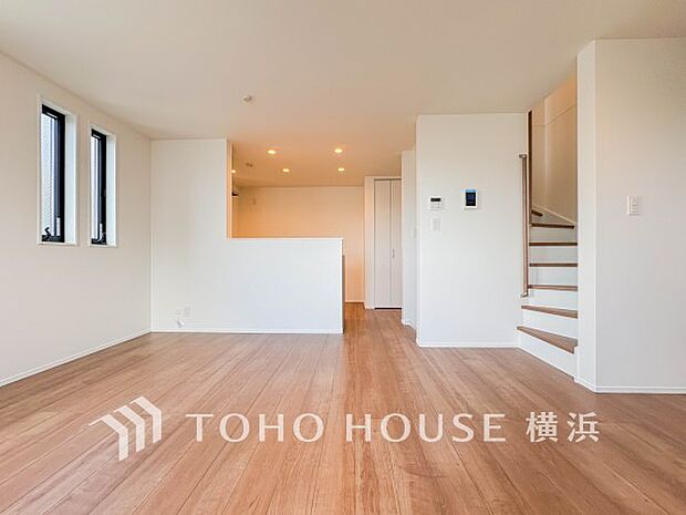 集いの場、憩いの場としての快適性を求めたやすらぎの空間です。