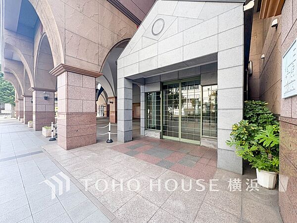 玄関を拡大表示