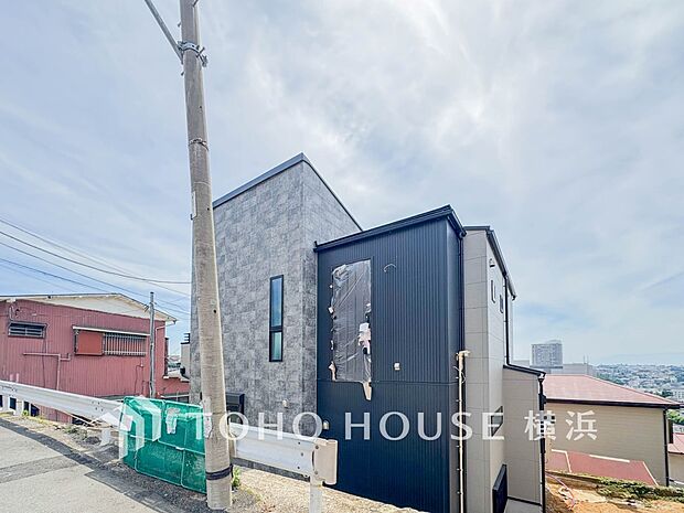 快適さや豊かさはもちろん、未来まで考えた家造りをテーマに建築されます。