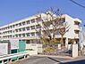 周辺：横浜市立篠原中学校　1300m　徒歩17分。部活などで帰りが遅くなっても安心の距離です。 