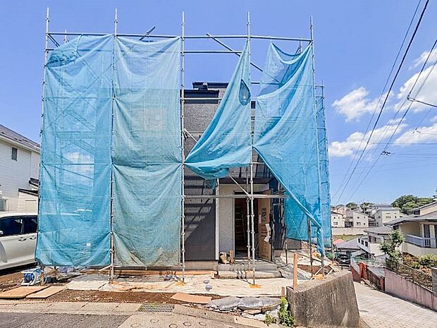 快適さや豊かさはもちろん、未来まで考えた家造りをテーマに建築されます。（2026年6月撮影）