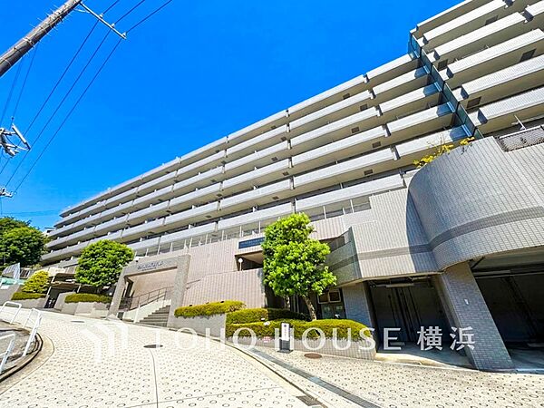 時間のゆとりと空間、爽やかな陽光がもたらす光と風を贅沢なまでに感じる暮らしが始まります。