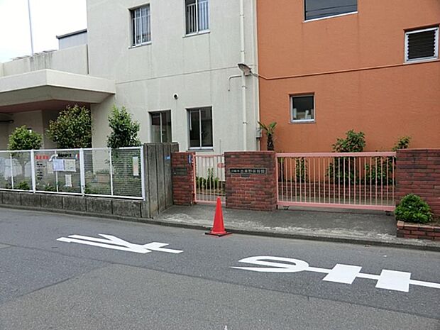出来野ルーテル保育園　300m　キリスト教保育とモンテッソーリ教育の2本の柱を基本精神としている園。 