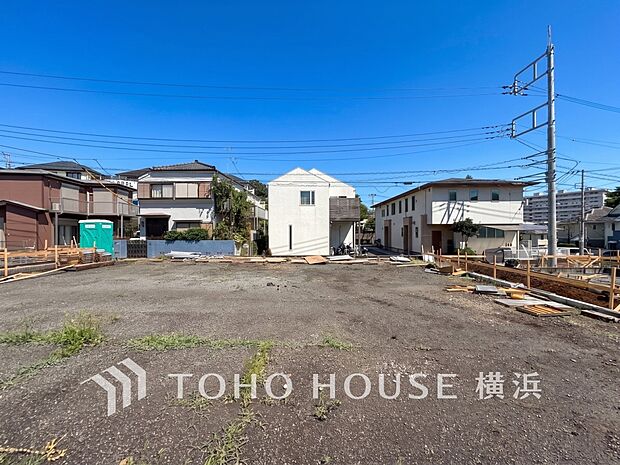 良質な環境に暮らす永住の邸がここに誕生します。(2026年6月撮影)
