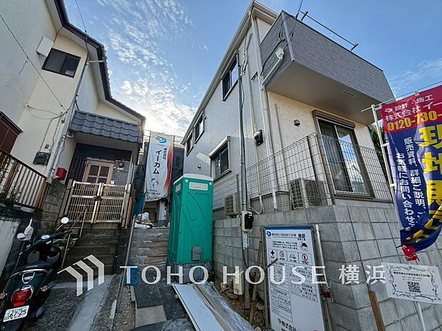 穏やかな住環境で子育てファミリーにもおすすめです。(2026年6月撮影)