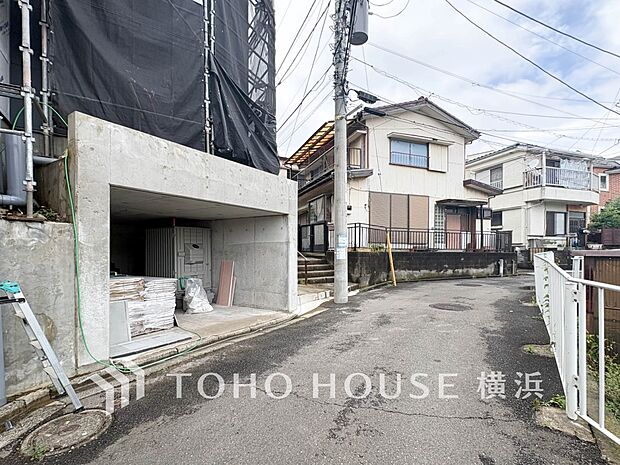 家の良し悪しだけでなく周辺環境も重要なポイント。（2026年6月撮影）