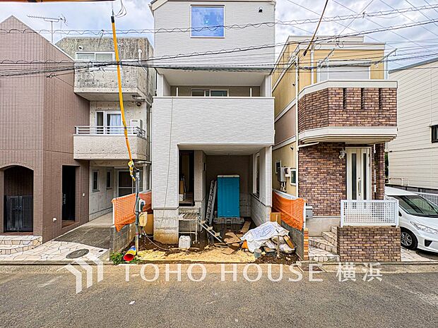 美しい街並みと穏やかな住環境でやすらぎの暮らしを叶えます。（2026年6月撮影）