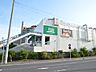周辺：Fuji善行店　850m　毎日の食卓を彩る食料品が品揃え豊富に揃います。 