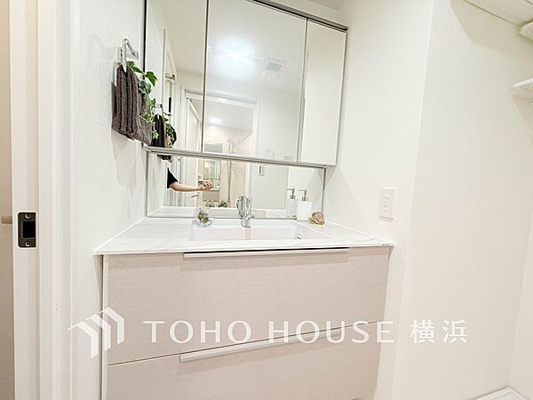 ご家族の1日が始まり、1日の終わりを締めくくる洗面空間。