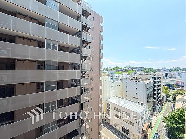開放的で気持ちの良い眺望と青い空を満喫できます。