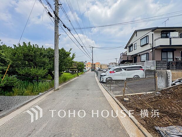 穏やかな住環境で子育てファミリーにもおすすめです。（2026年6月撮影）
